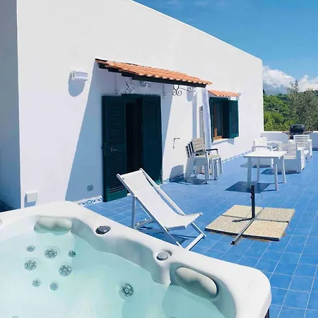 - Casa Le Tore Blu Holiday home *